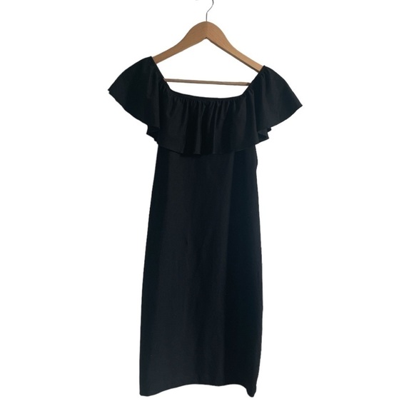 Victoria Sport Off the Shoulder Ruffle Dress - Picture 4 of 9